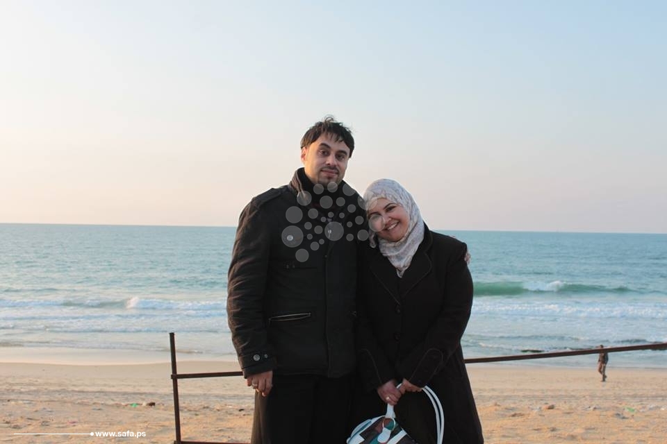 وكالة الصحافة الفلسطينية - عروسان يجمعهما حُب ووطن ويفرقهما احتلال