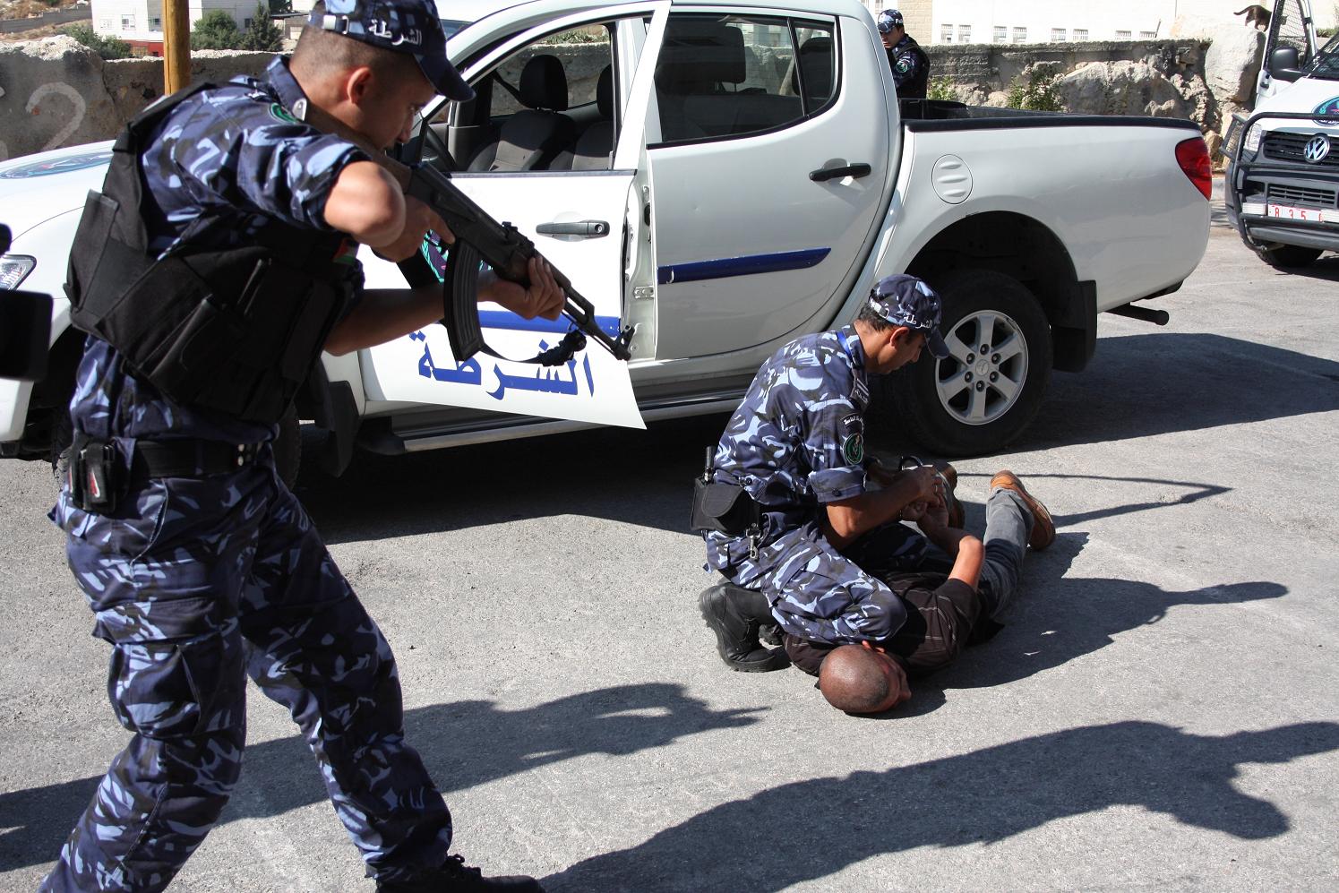 وكالة الصحافة الفلسطينية - ضبط نصف كيلو مخدرات بشرقي القدس