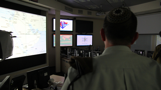 داخل المقر السري تحت الأرض