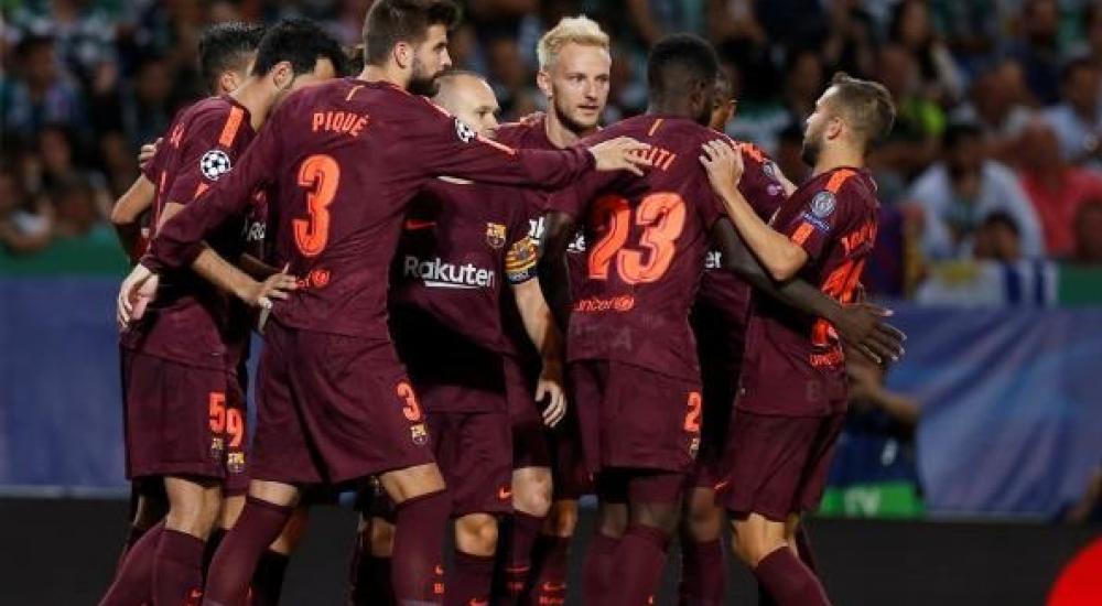 فرحة لاعبي برشلونة