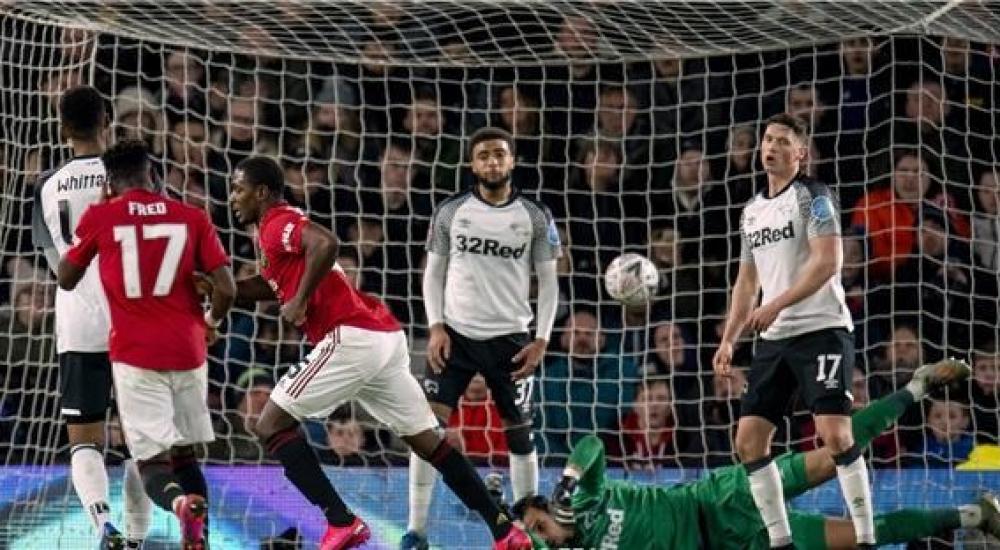 جانب من مباريات البطولة