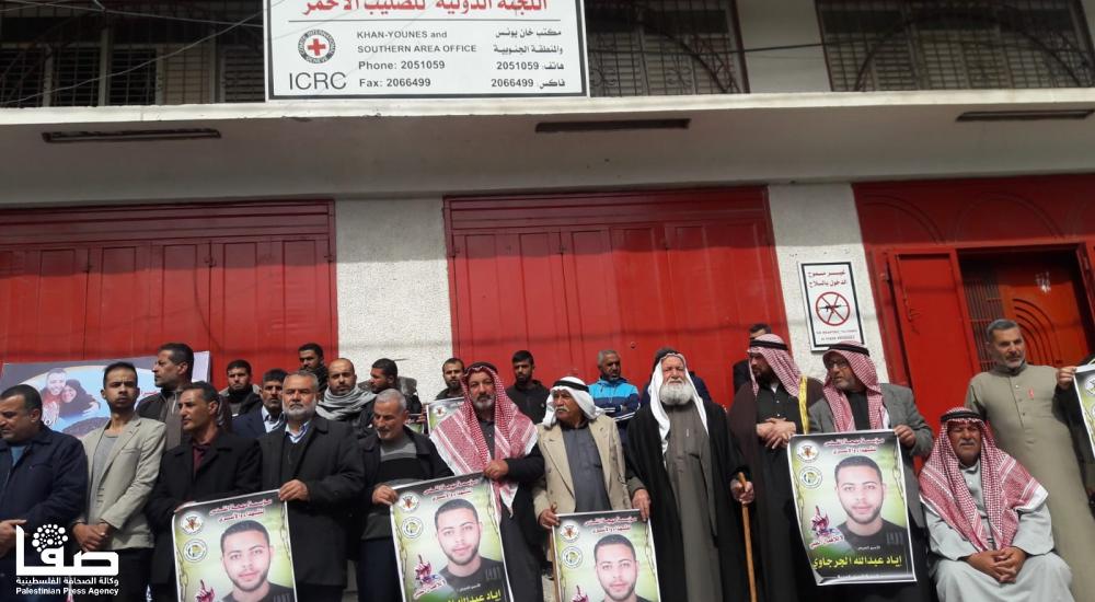 c592f75e-7945-4d4e-b0b6-34c443967cc2