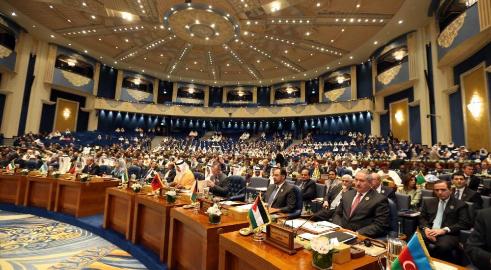 611a0e8ce6d94981a02fdfda7ccd083a