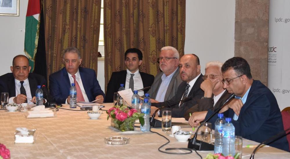 5614d35e-f665-4114-ac5c-09d604a52cf7