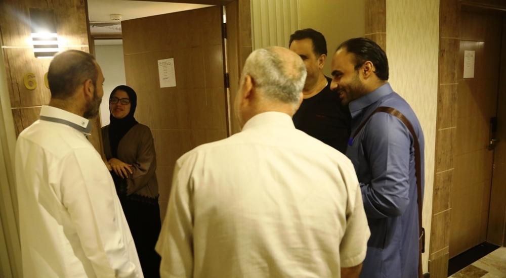 وكيل وزارة الأوقاف يتفقد حجاج الجالية الفلسطينية بمصر3