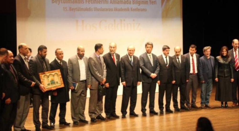 جانب من المشاركين في المشروع المعرفي لبيت المقدس