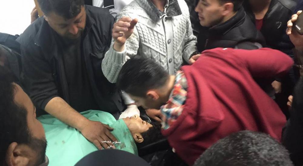 الشهيد رمزي القصراوي في المستشفى الأهلي (تصوير: مصعب شاور)