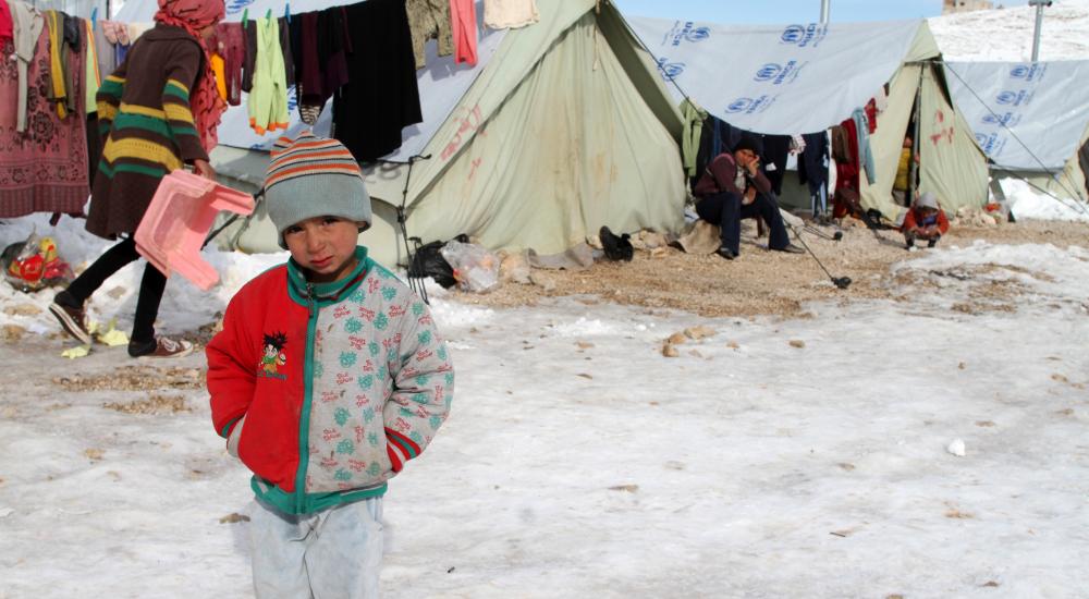 معاناة اللاجئين