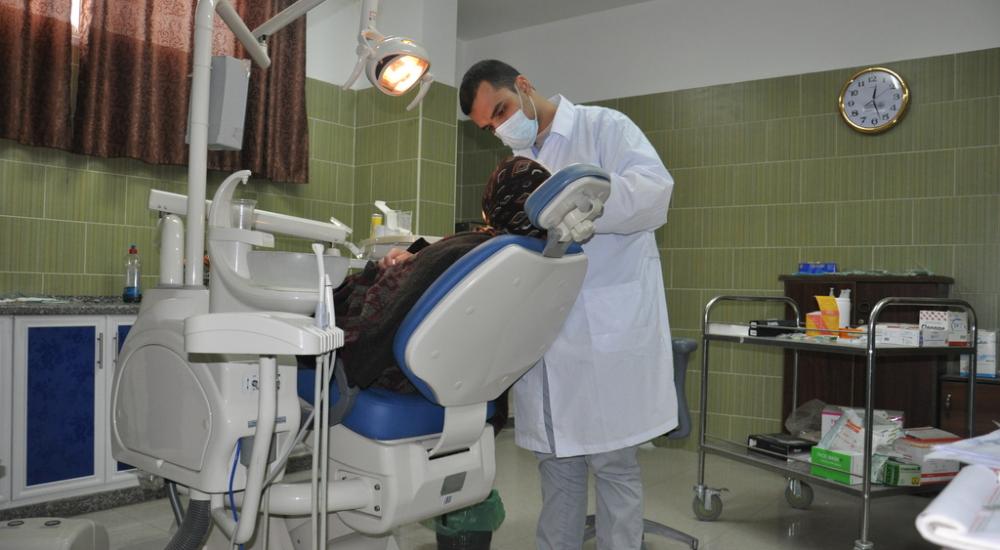 عيادة الاسنان