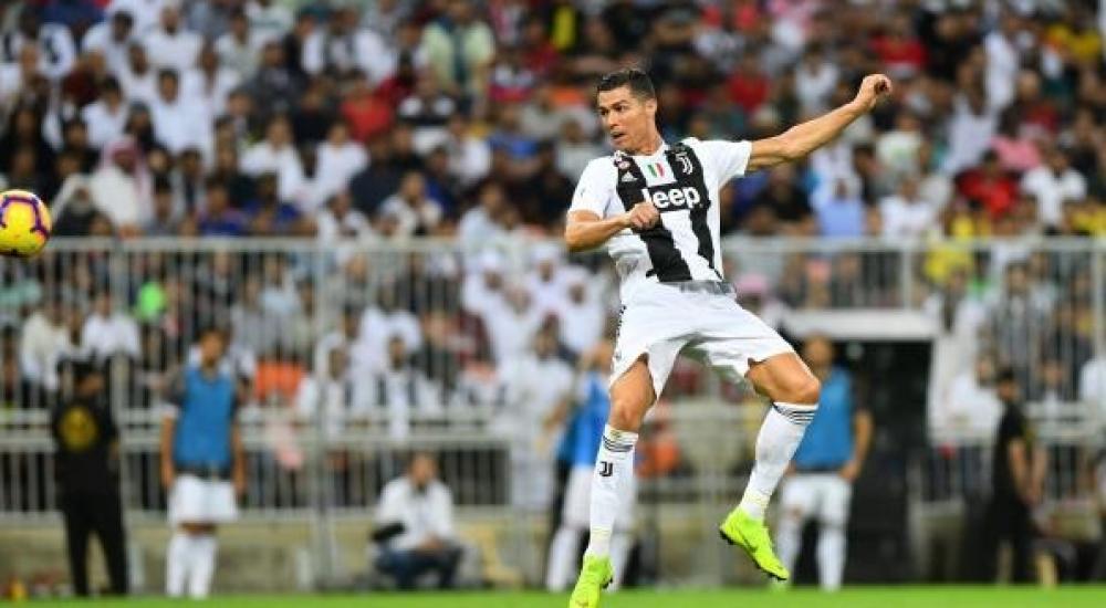 لحظة تسجيل هدف رونالدو في مرمى ميلان