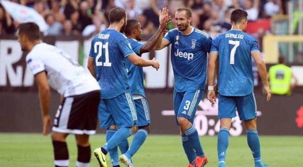 فرحة لاعبي يوفنتوس