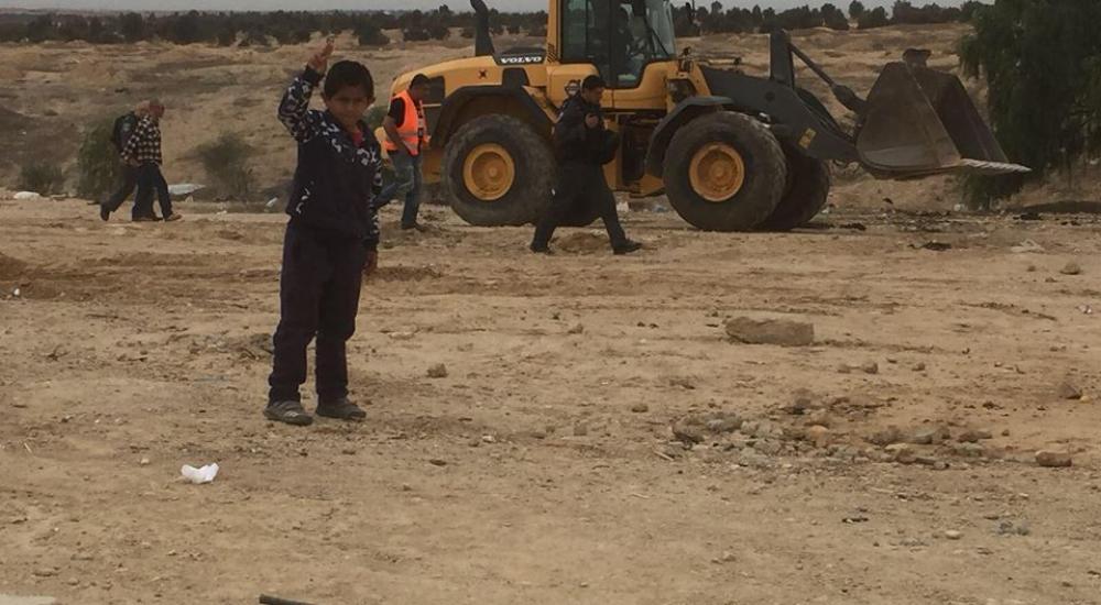 26176063_750059838537013_391728494_n