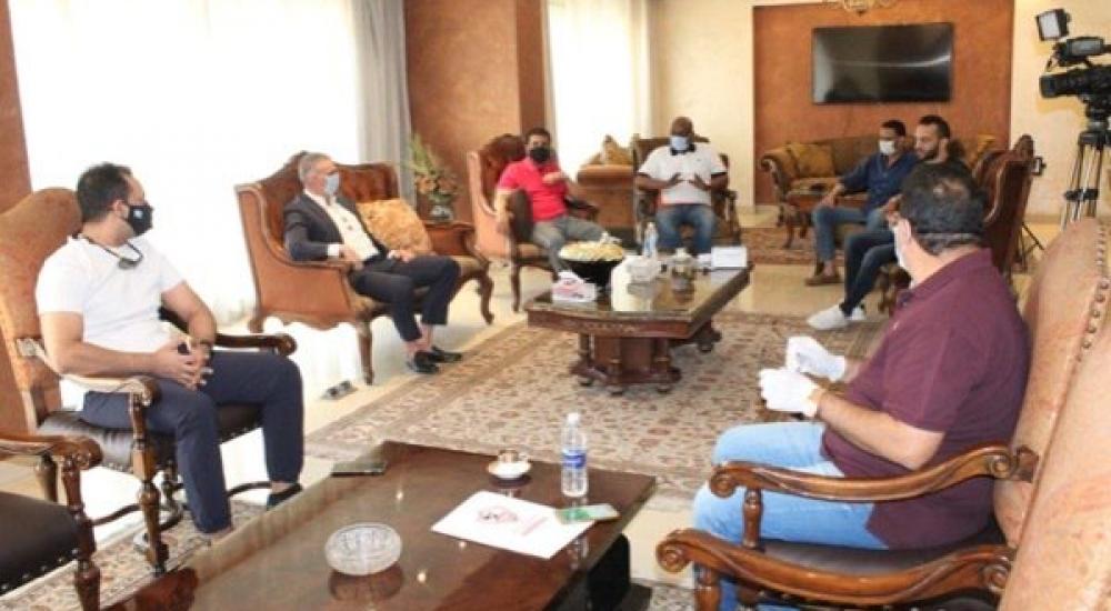 3F5CB5A0-527C-47D9-9B73-B97E2887B54E