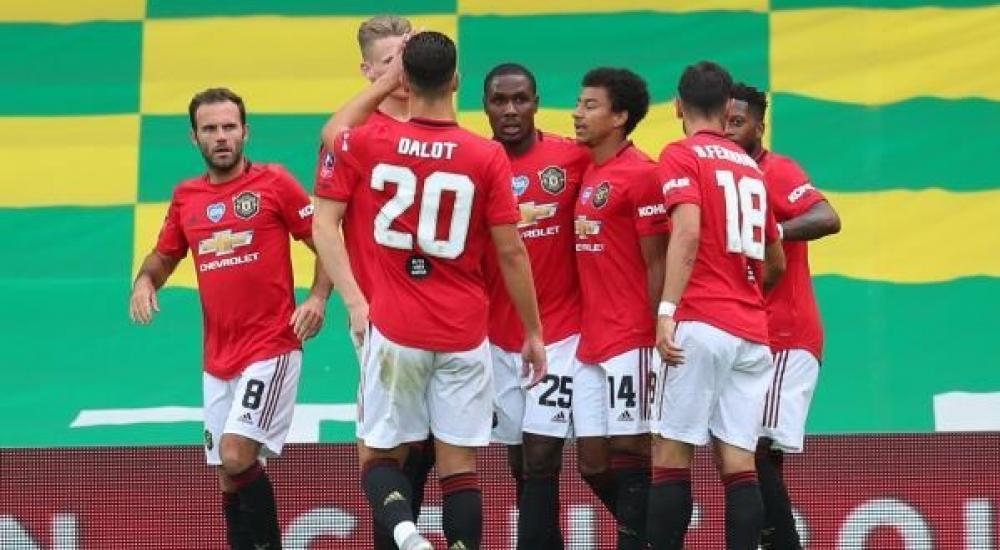 فرحة فريق مانشستر يونايتد