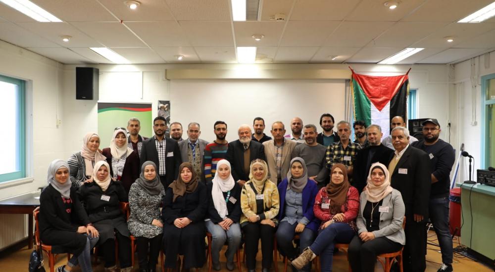 تجمع معلمين