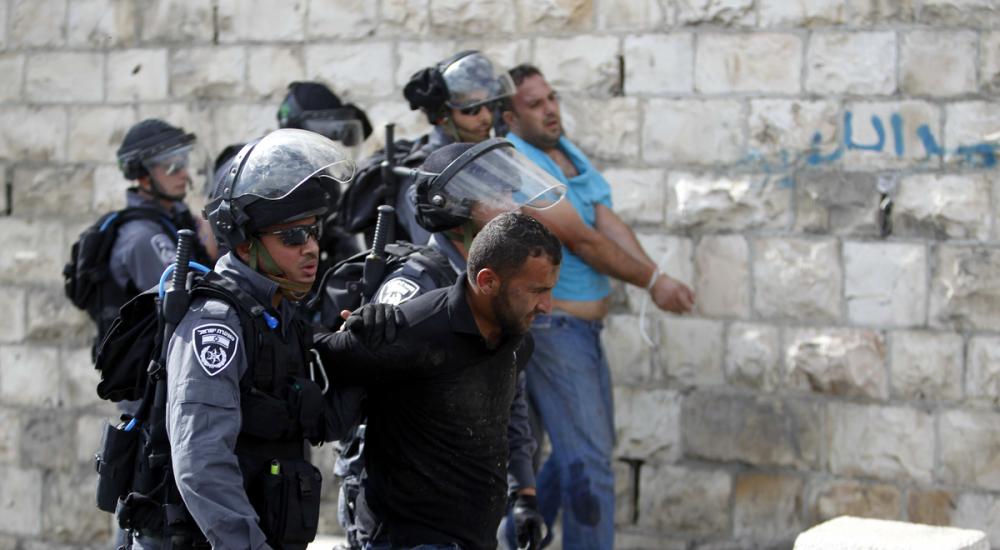 سيتم اليوم عرض جميع المعتقلين على قاضي محكمة الصلح الإسرائيلية في القدس للنظر في تمديد اعتقالهم