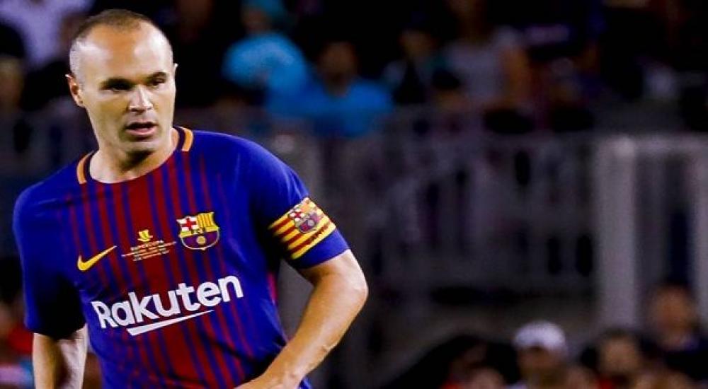 قائد فريق برشلونة أندريس إنييستا
