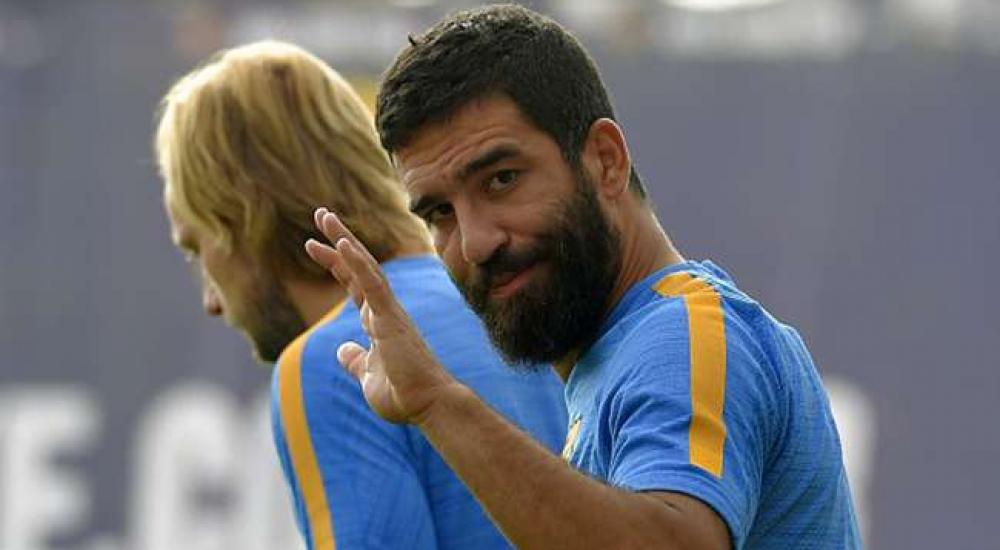 لاعب برشلونة الجديد التركي أردا توران