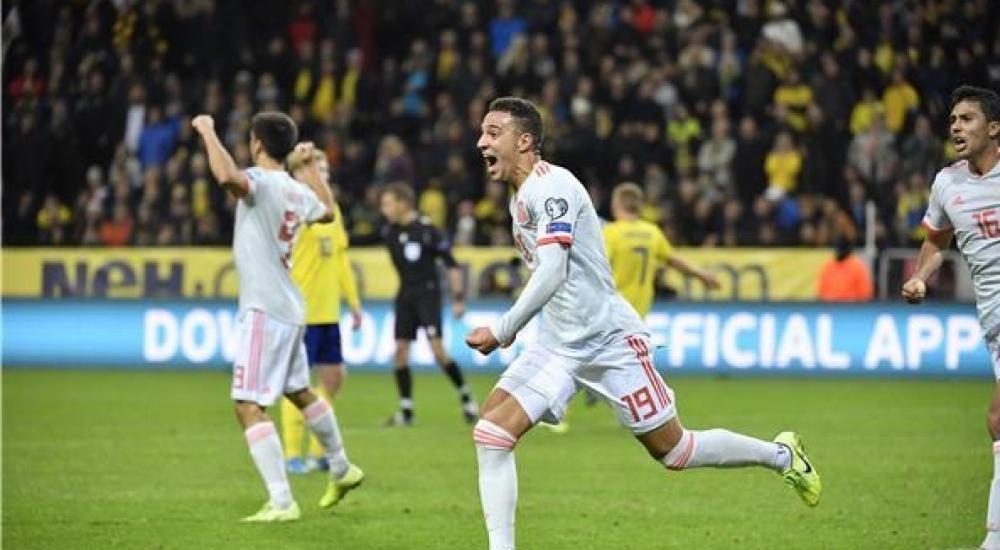 فرحة لاعبي إسبانيا