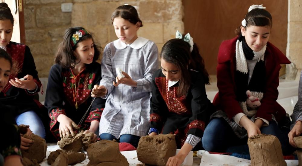 جانب من الاحتفال - أطفال مركز القطان