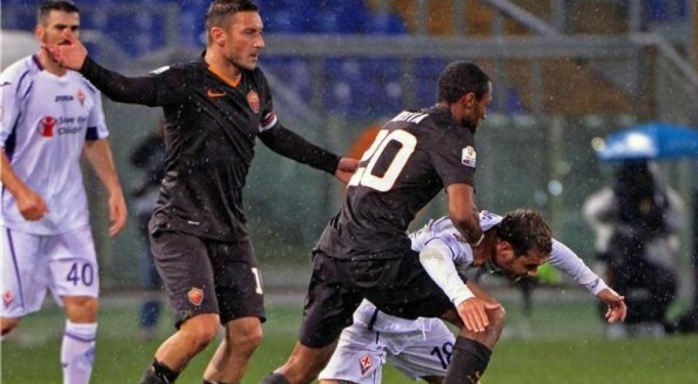 فيورنتينا يقابل يوفنتوس في الدور نصف النهائي