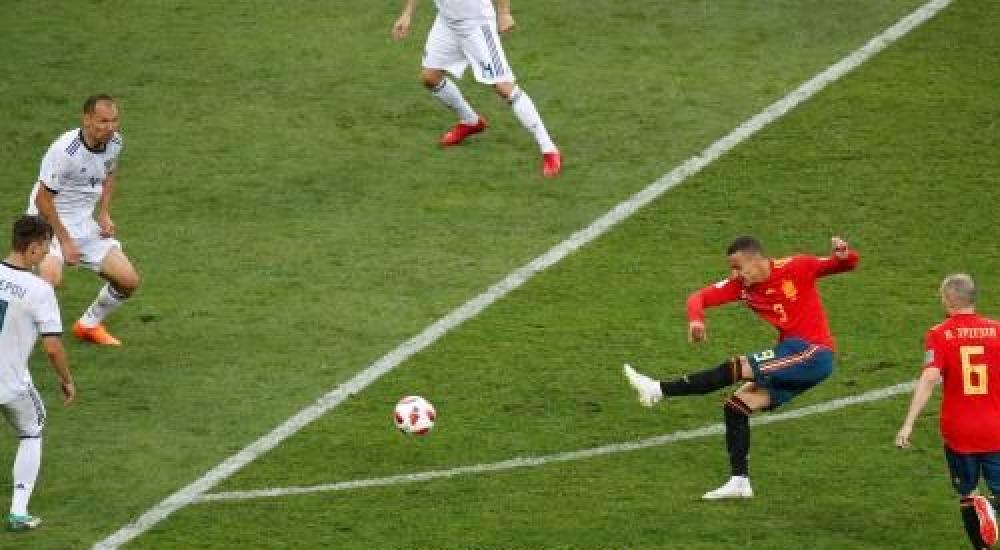 جانب من مباراة إسبانيا وروسيا