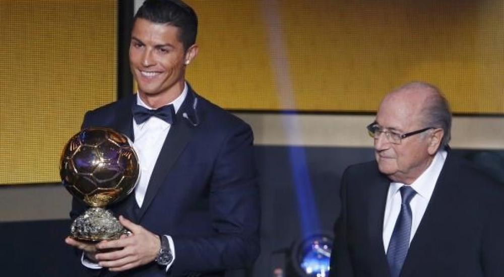 اللاعب البرتغالي حصل على الكرة الذهبية للمرة الثالثة في تاريخه