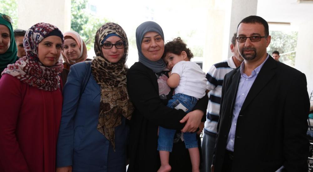 غنام تسلم 37 مقعدا متحركا لأطفال وأشخاص ذوي إعاقة3