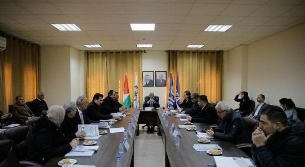 جانب من اجتماع اتحاد كرة القدم