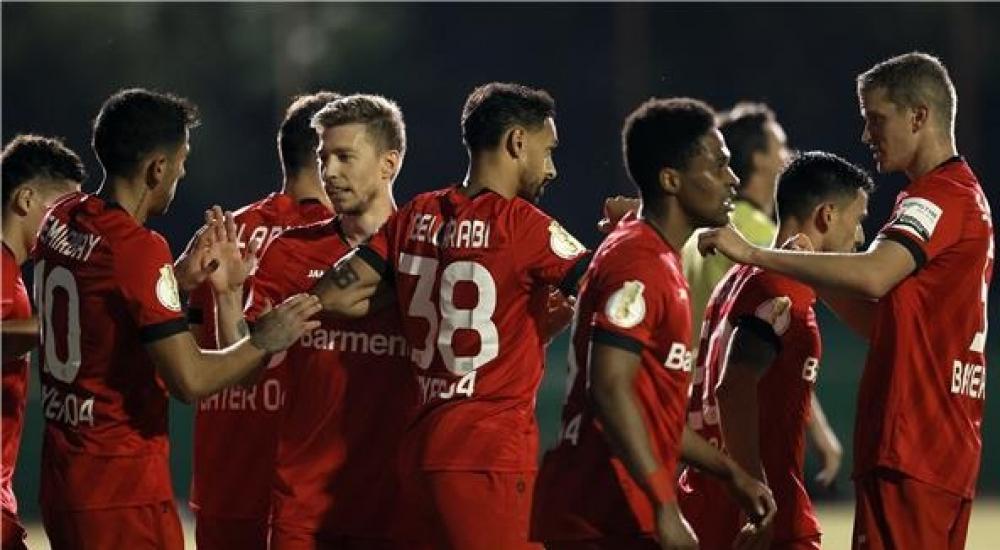 فرحة لاعبي ليفركوزن