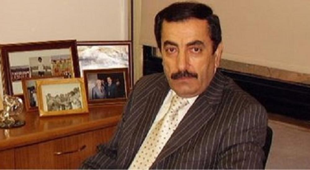 الراحل عزت حمزة