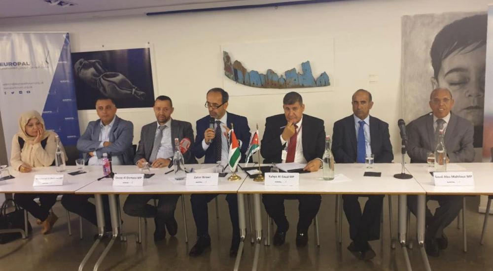 قيادات من الجالية