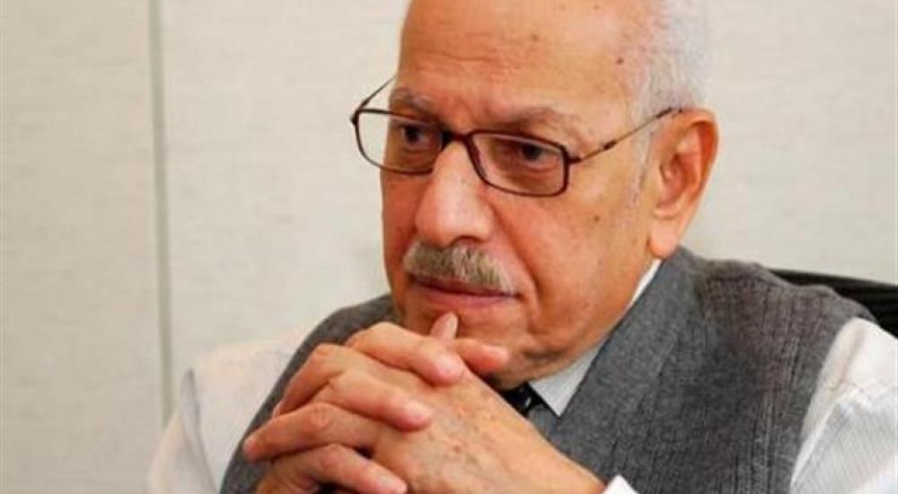  المفكر والوزير المصري السابق الراحل أحمد كمال أبو المجد