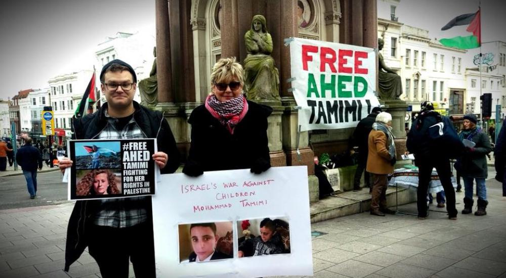 26219294_939473086199878_5096378676444805723_n