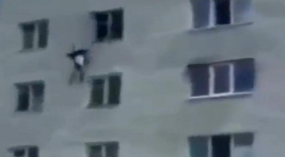 جانب من التسجيل