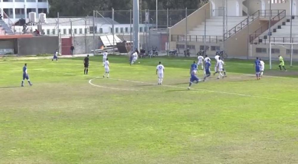 الشاطئ والرياضي