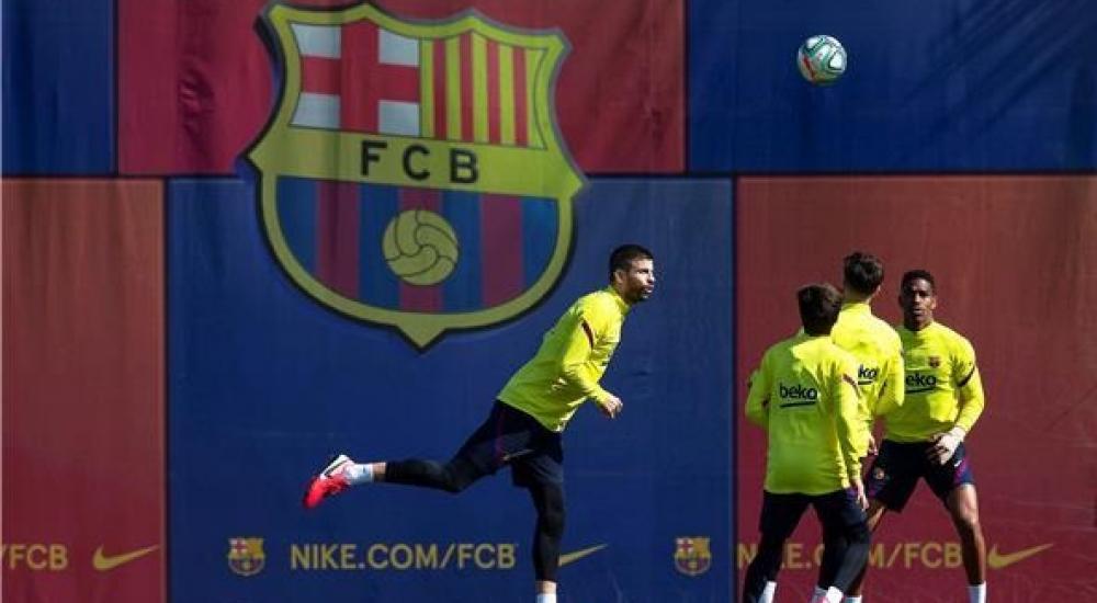 لاعبو برشلونة