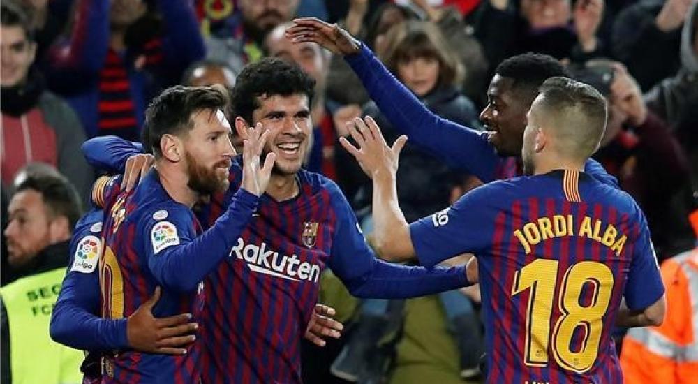 ألينيا مع ميسي