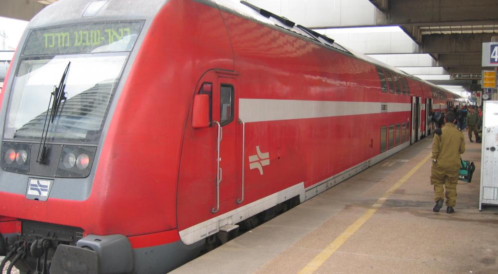 Israelrailways_train