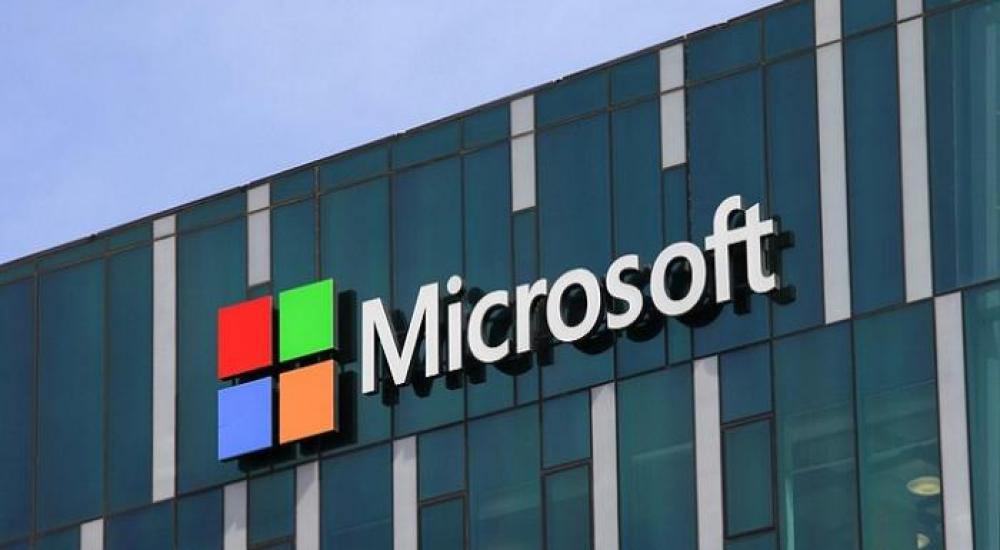 133-190724-microsoft-staff-military_700x400