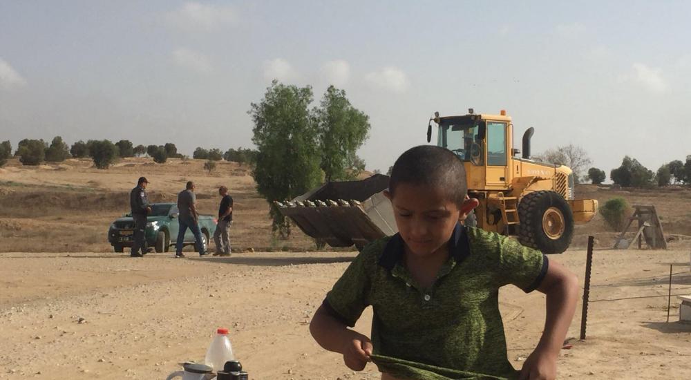 37904254_1707451729353277_1704306597158715392_n