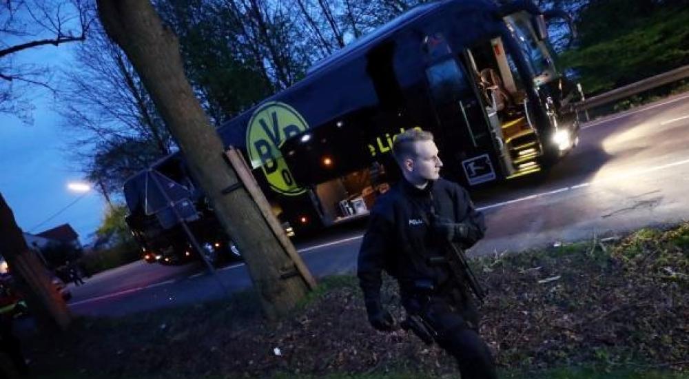 انفجرت 3 عبوات ناسفة على مسافة قريبة من حافلة فريق بوروسيا دورتموند