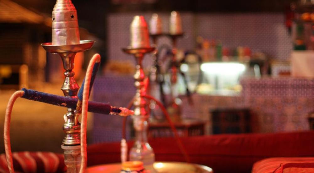 محل لبيع الشيشة