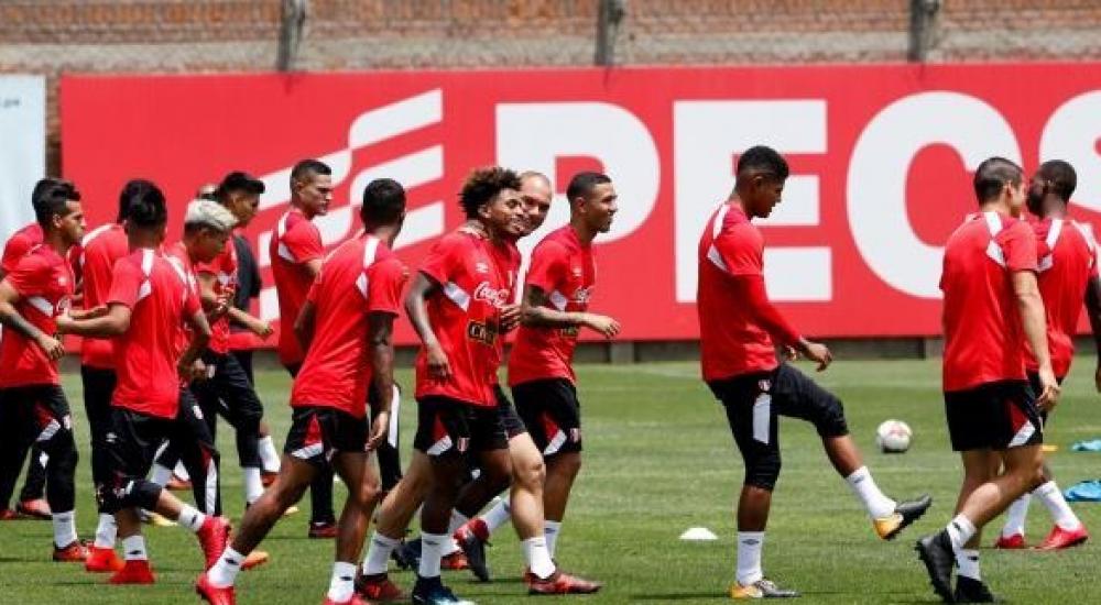 منتخب بيرو