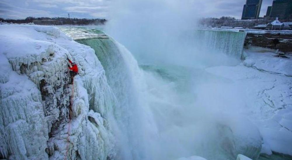 المتسلق الكندي المحترف ويل غاد