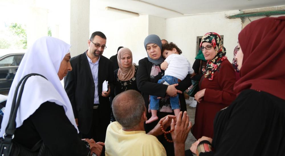 غنام تسلم 37 مقعدا متحركا لأطفال وأشخاص ذوي إعاقة