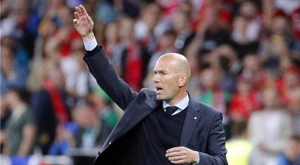 المدير الفني السابق لفريق ريال مدريد زين الدين زيدان