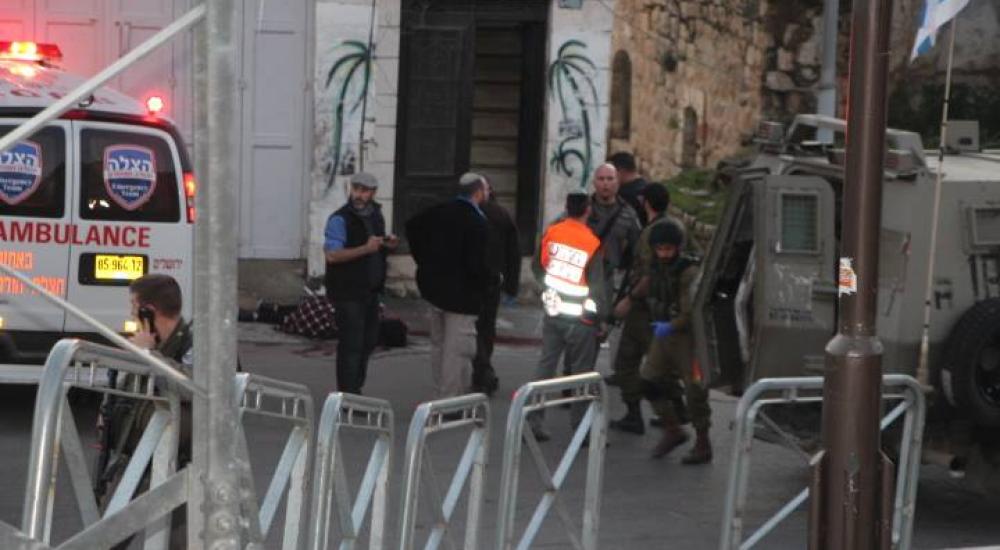 صور اطلاق الرصاص على فتاة بالخليل (2)