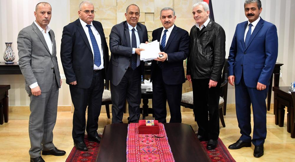 لجنة أحداث قباطية تسلم تقريرها لاشتية وتحمل القوة المشتركة المسؤولية