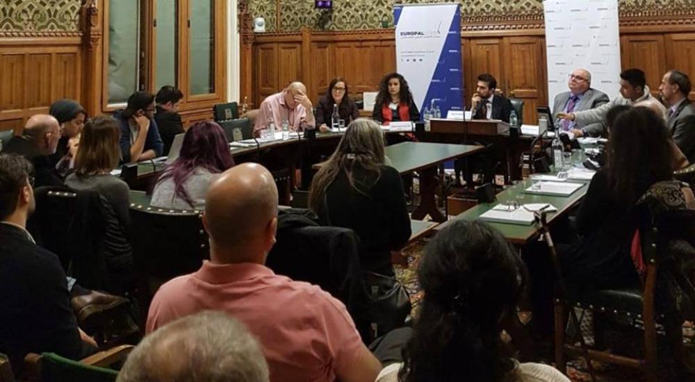 جانب من الندوة التي نظمها منتدى التواصل الأوروبي الفلسطيني